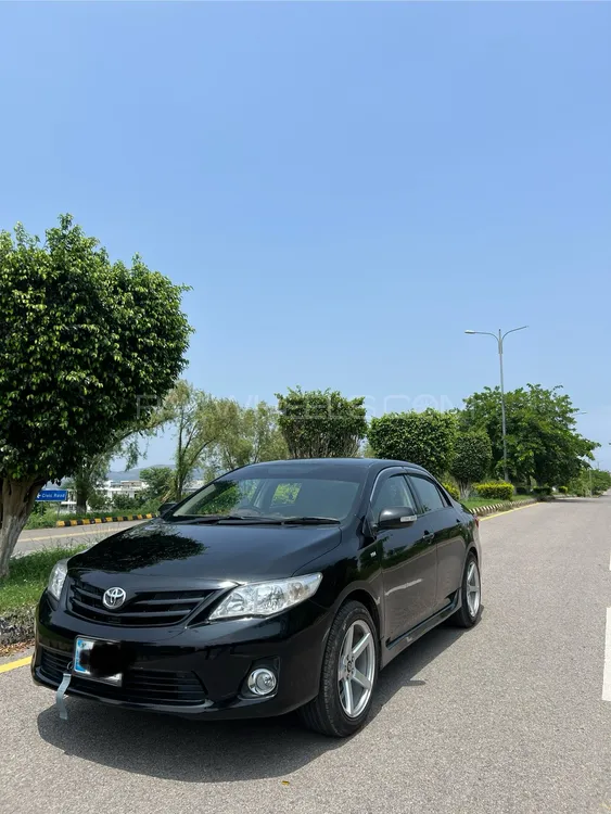 Toyota Corolla 2013 for Sale in Islamabad Image-1