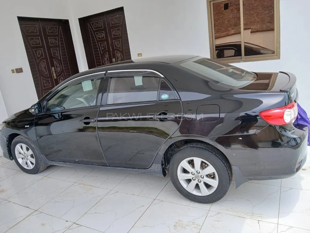 Toyota Corolla 2013 for Sale in Gujrat Image-1