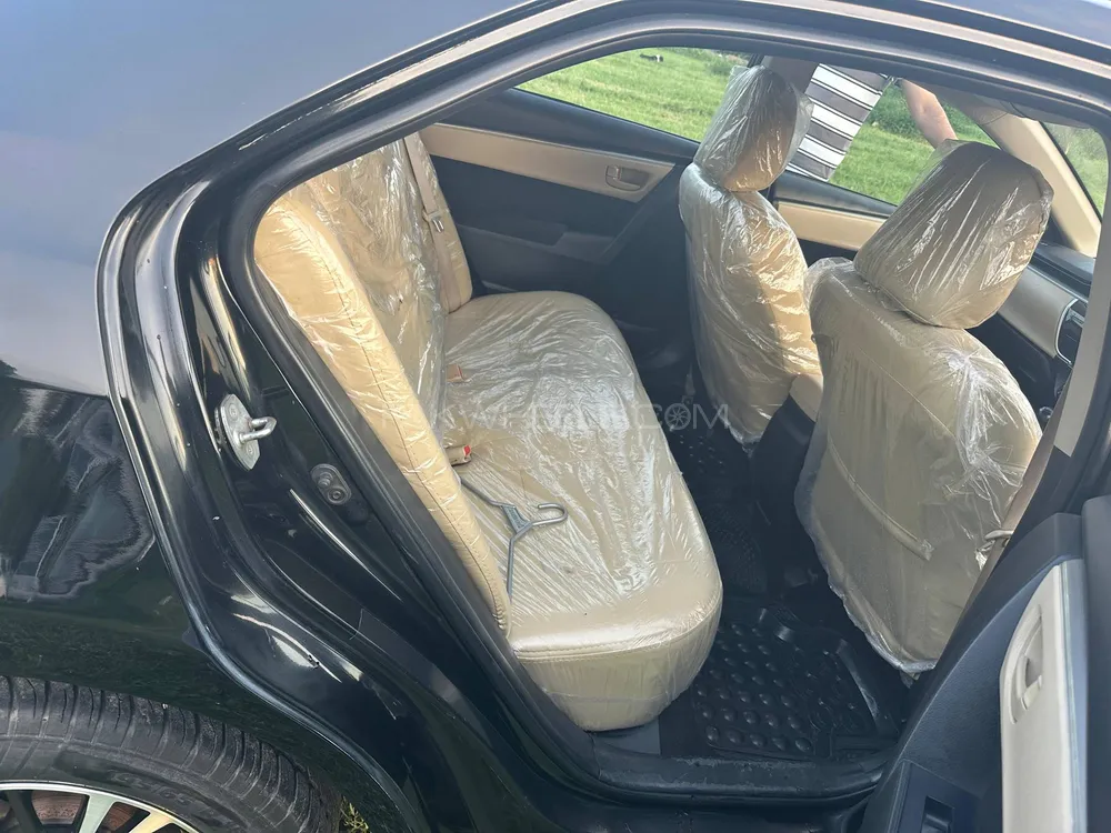 Toyota Corolla 2015 for Sale in Islamabad Image-1
