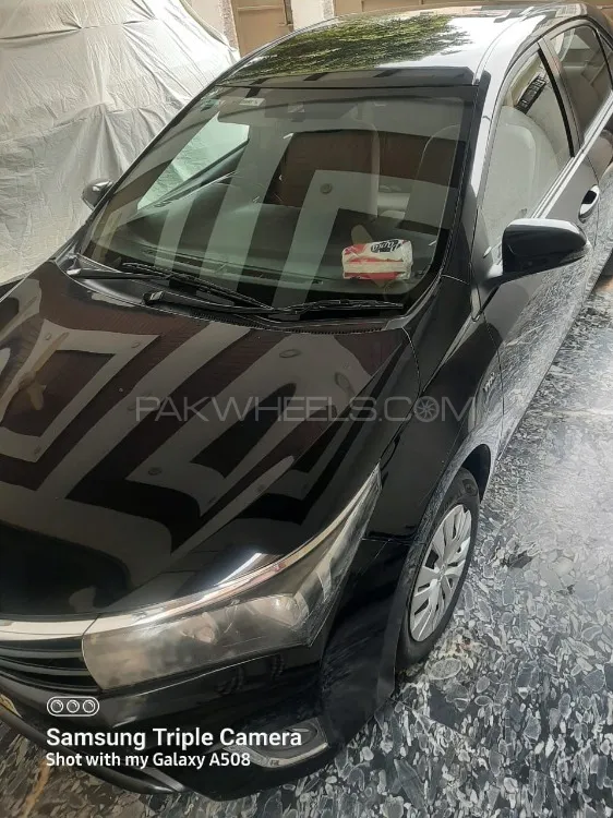 Toyota Corolla 2015 for Sale in Islamabad Image-1