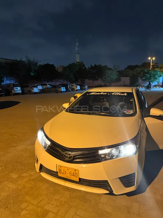 Toyota Corolla 2017 for Sale in Karachi Image-1