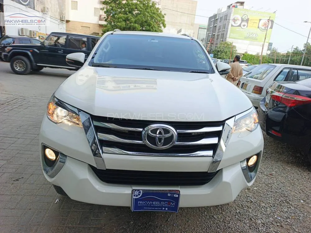 Toyota Fortuner 2021 for Sale in Karachi Image-1