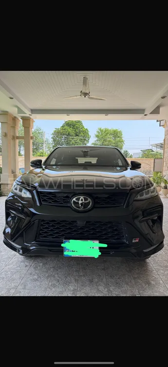Toyota Fortuner 2024 for Sale in Peshawar Image-1