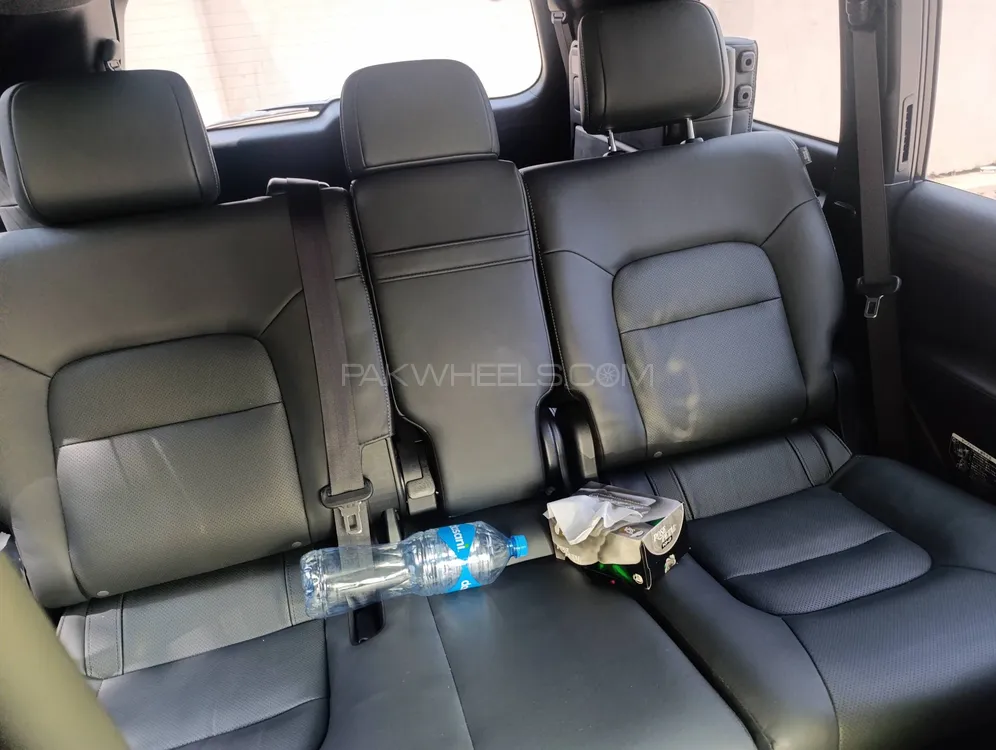 Toyota Land Cruiser 2019 for Sale in Okara Toyota Land Cruiser 2019 for Sale in Okara Image-9