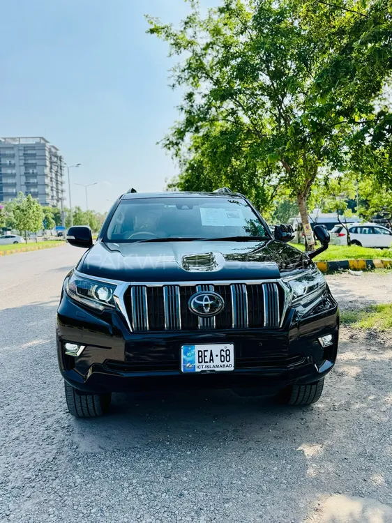 Toyota Prado 2018 for Sale in Islamabad Image-1