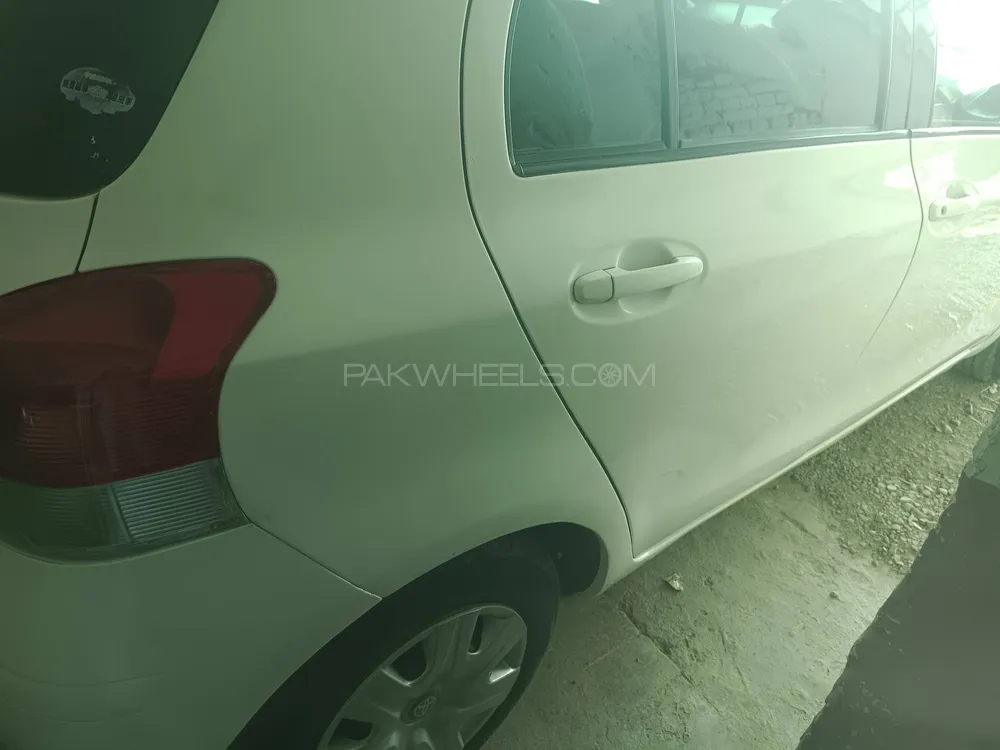 Toyota Vitz 2007 for Sale in Bannu Image-1