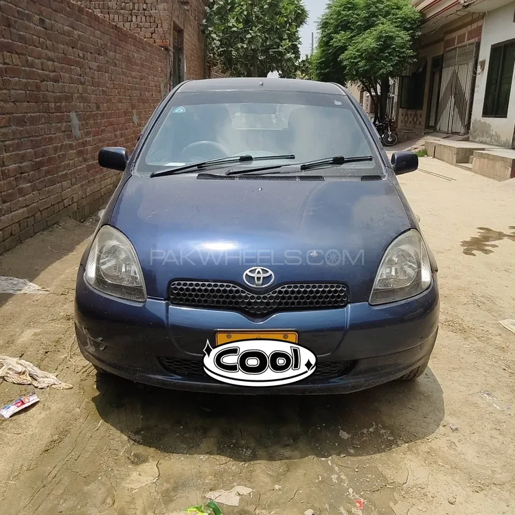 Toyota Vitz 1999 for Sale in Sahiwal Image-1