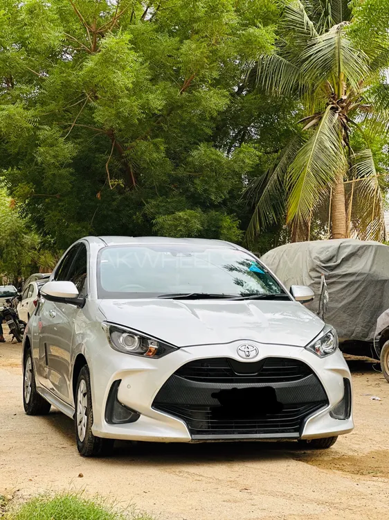 Toyota Yaris Hatchback 2020 for Sale in Karachi Image-1