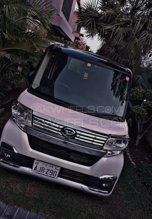 Daihatsu Tanto 2018 for Sale in Chiniot Image-1