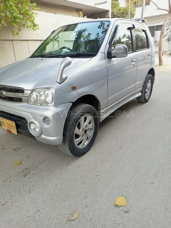 Daihatsu Terios 2002 for Sale in Karachi Image-1