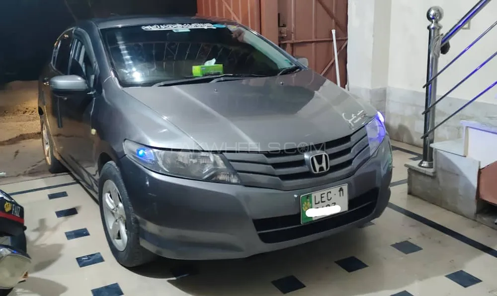 Honda City 2011 for Sale in Faisalabad Image-1