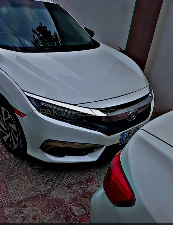Honda Civic 2017 for Sale in Peshawar Image-1