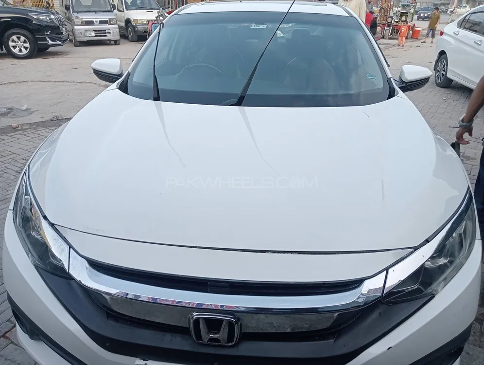 Honda Civic 2017 for Sale in Lahore Image-1