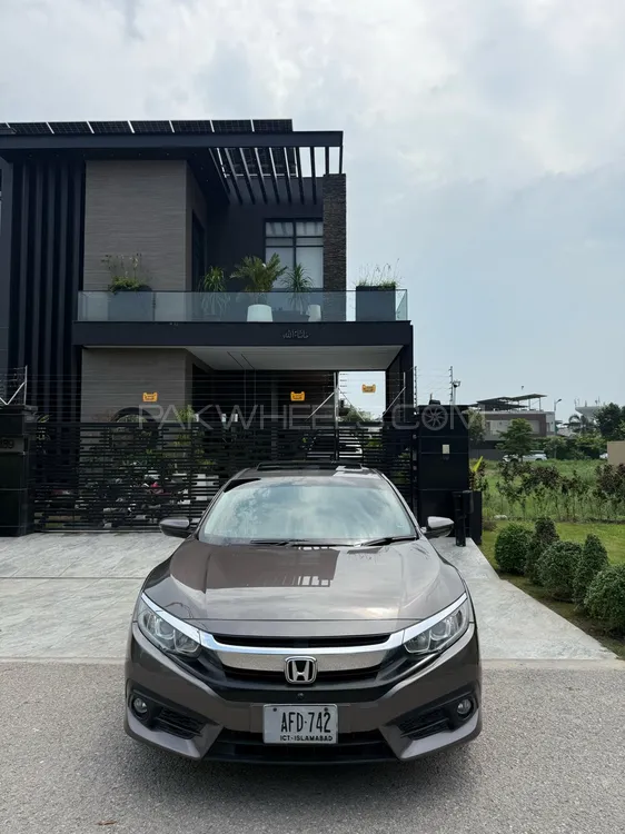 Honda Civic 2017 for Sale in Lahore Image-1