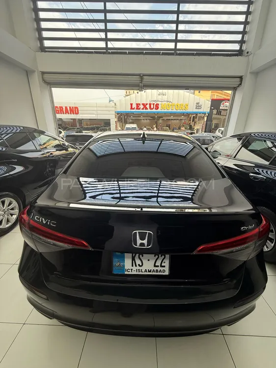 Honda Civic 2022 for Sale in Islamabad Honda Civic 2022 for Sale in Islamabad Image-4