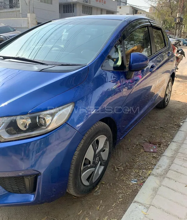 Honda Fit 2014 for Sale in Karachi Image-1