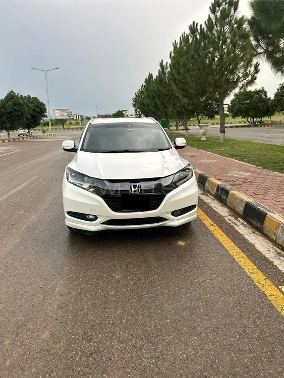 Honda Vezel 2014 for Sale in Islamabad Image-1