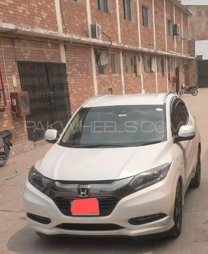 Honda Vezel 2016 for Sale in Sialkot Image-1