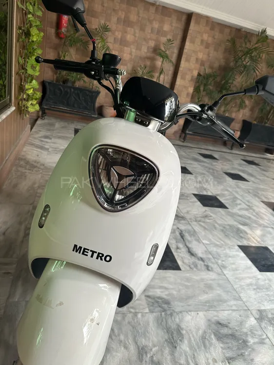 Metro M6 Empower 2025 for Sale Image-1