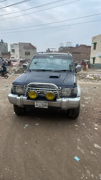 Mitsubishi Pajero 1992 for Sale in Lahore Image-1