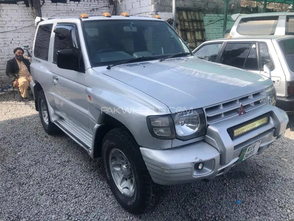 Mitsubishi Pajero 1995 for Sale in Lahore Image-1