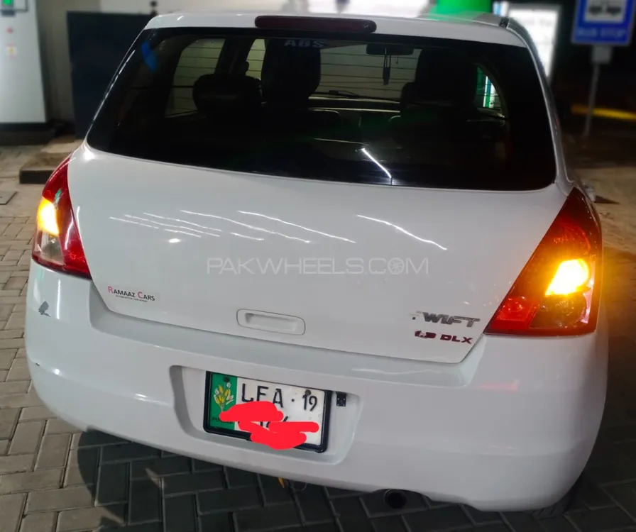 Suzuki Swift 2016 for Sale in Lahore Image-1