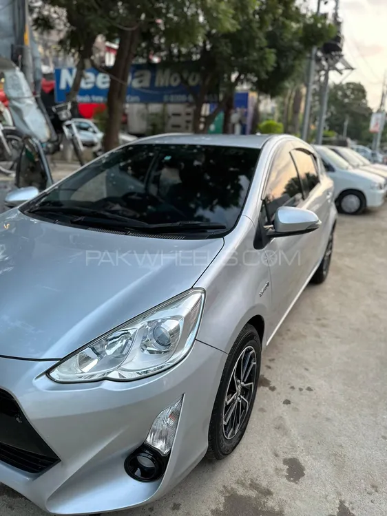 Toyota Aqua 2015 for Sale in Karachi Image-1