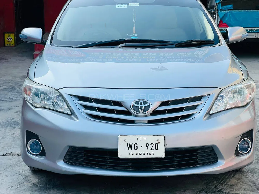 Toyota Corolla 2013 for Sale in Peshawar Image-1