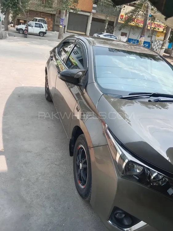 Toyota Corolla 2015 for Sale in Gujranwala Image-1