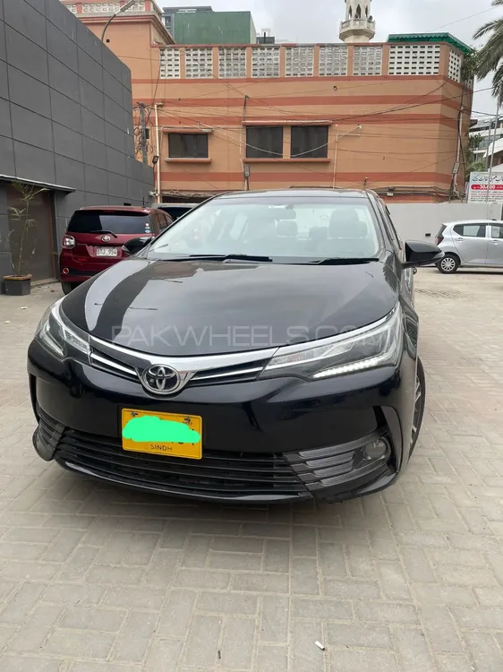 Toyota Corolla 2017 for Sale in Karachi Image-1