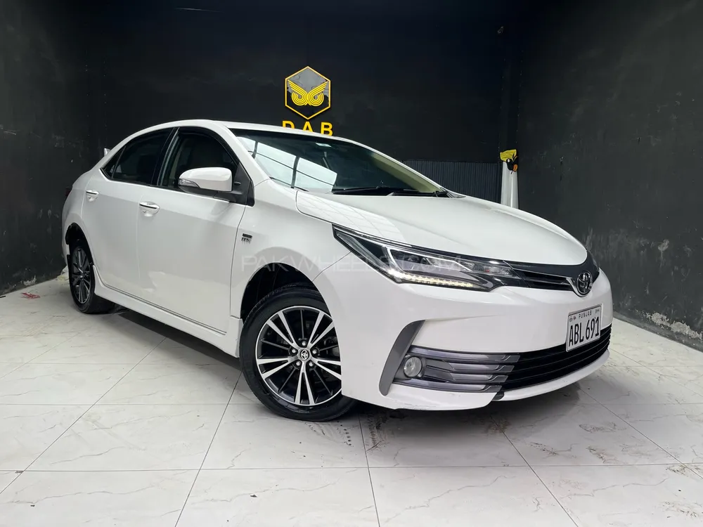 Toyota Corolla 2020 for Sale in Lahore Image-1