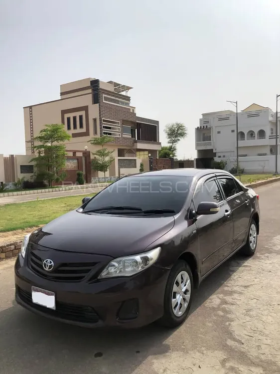 Toyota Corolla 2012 for Sale in Dera Ghazi Khan Image-1