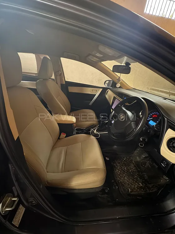 Toyota Corolla 2019 for Sale in Lahore Image-1
