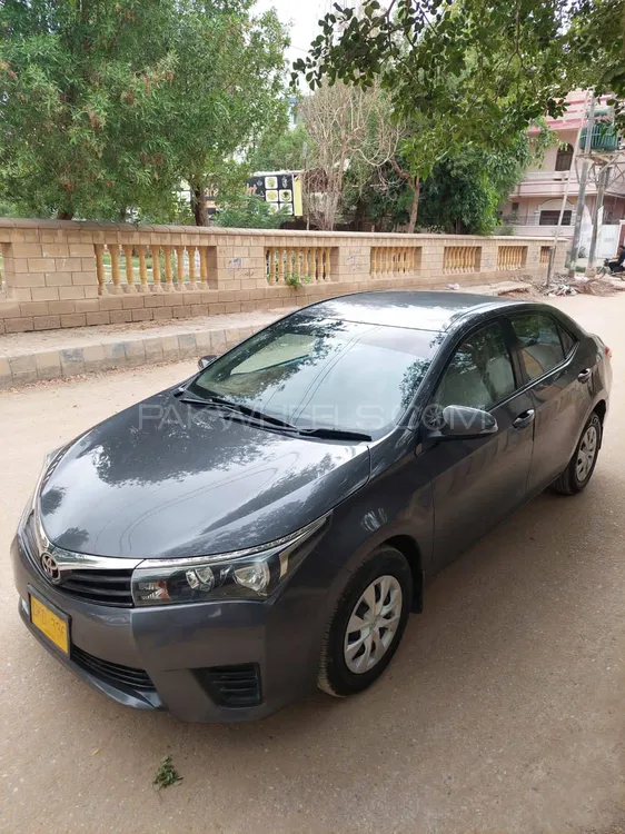 Toyota Corolla 2017 for Sale in Karachi Image-1