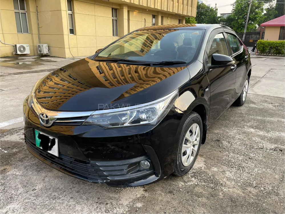 Toyota Corolla 2019 for Sale in Lahore Image-1