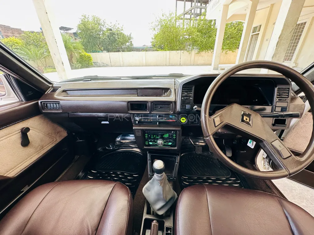 Toyota Corolla 1986 for Sale in Peshawar Image-1