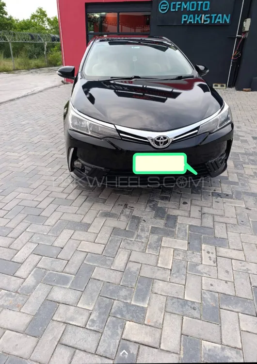 Toyota Corolla 2017 for Sale in Islamabad Image-1