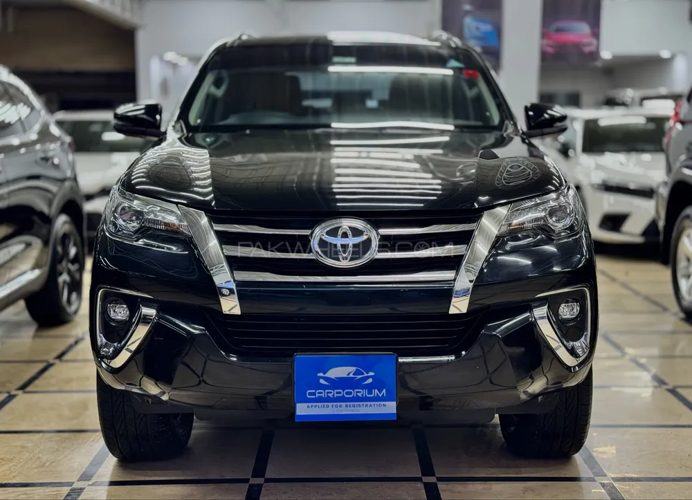 Toyota Fortuner 2018 for Sale in Peshawar Image-1