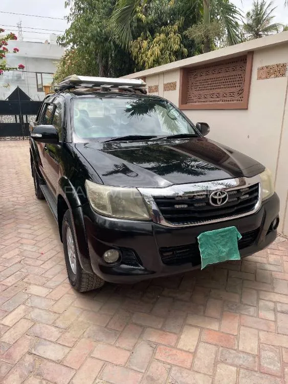 Toyota Hilux 2012 for Sale in Karachi Image-1