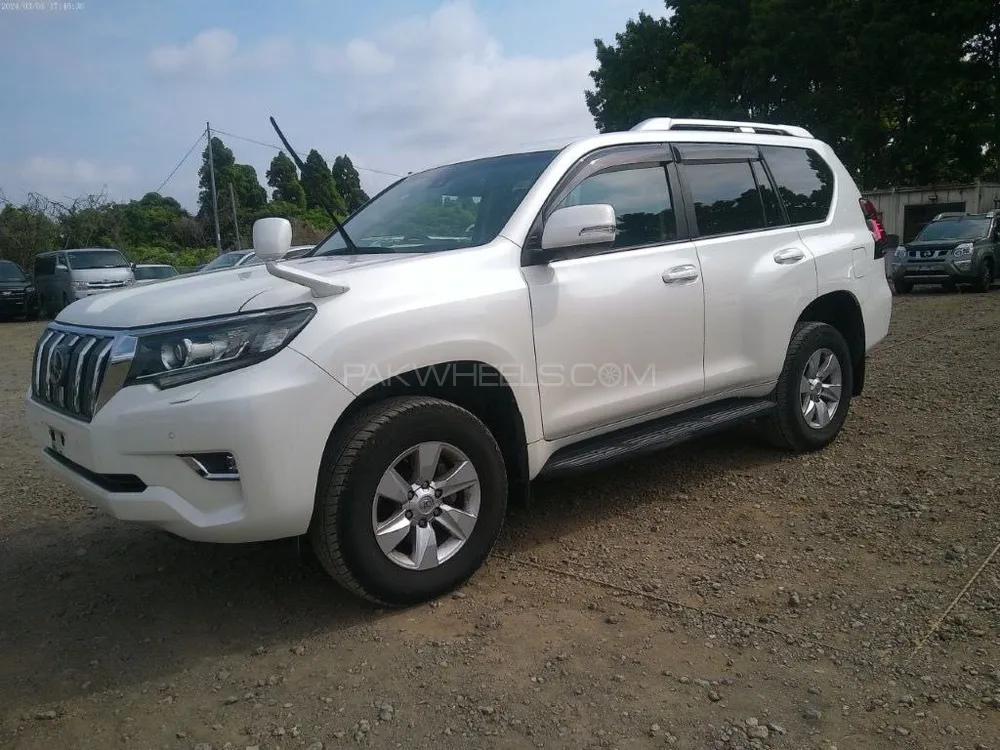 Toyota Prado 2020 for Sale in Lahore Image-1