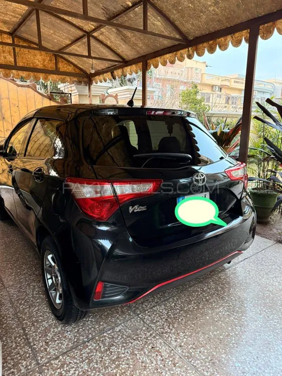 Toyota Vitz 2017 for Sale in Islamabad Image-1