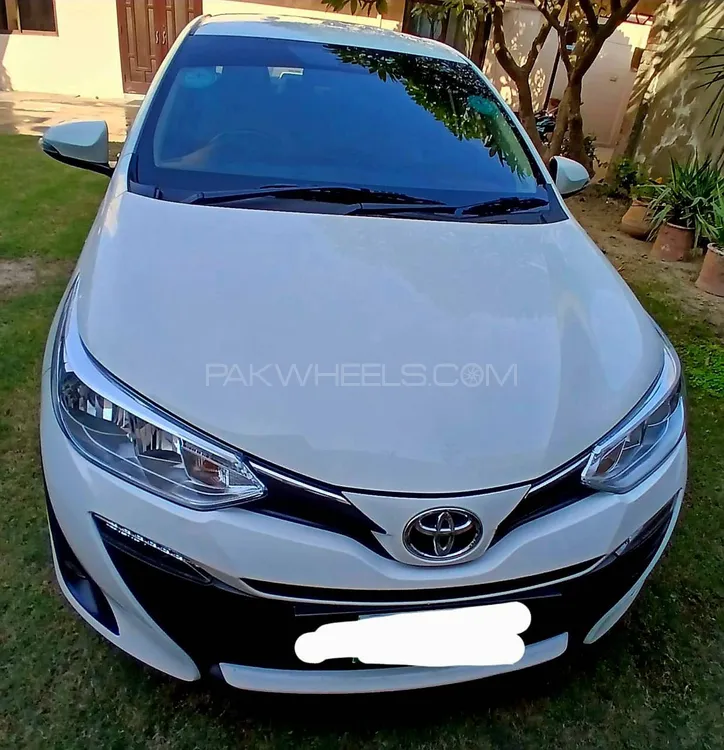 Toyota Yaris Sedan 2022 for Sale in Lahore Image-1