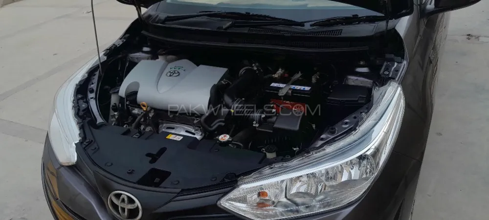 Toyota Yaris Sedan 2021 for Sale in Karachi Image-1