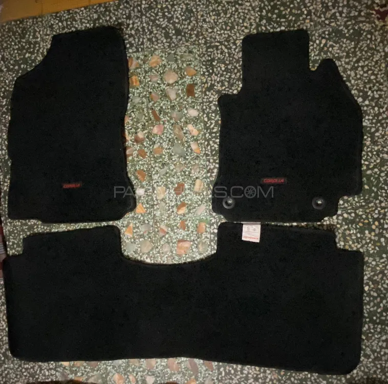 Corolla Floor Mats OEM Image-1