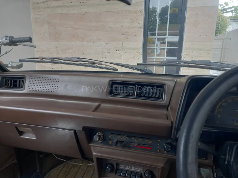 Daihatsu Charade 1986 for Sale in Islamabad Image-1