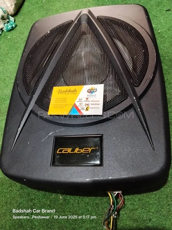 Genuine Caliber Car underseat subwoofer built-in amplifier Image-1