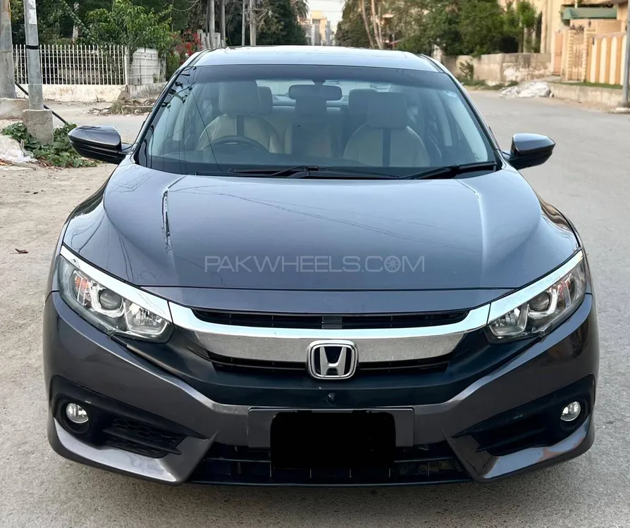 Honda Civic 2018 for Sale in Karachi Image-1