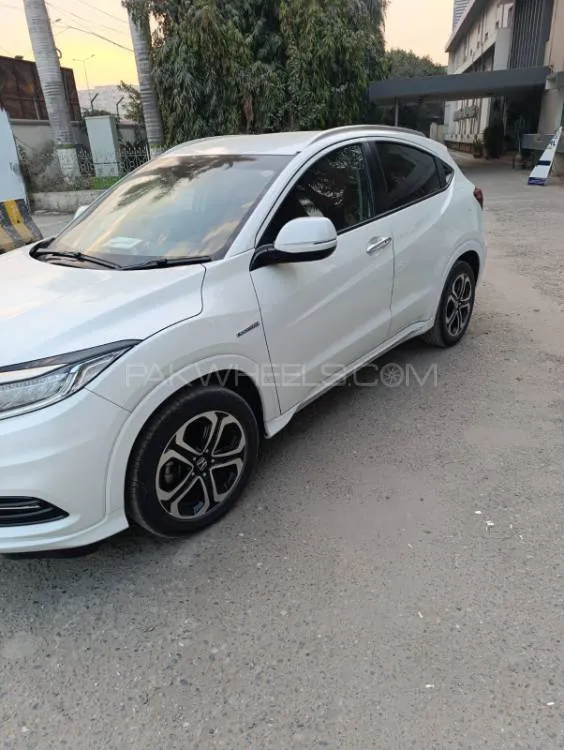 Honda Vezel 2019 for Sale in Islamabad Image-1