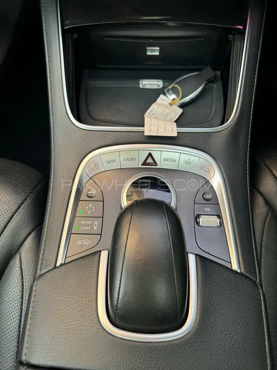 Mercedes Benz S Class 2014 for Sale in Karachi Mercedes Benz S Class 2014 for Sale in Karachi Image-18