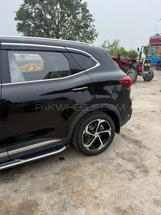 MG HS 2025 for Sale in Lahore Image-1